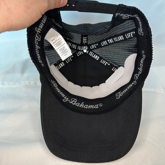 NWT Tommy Bahama Black Mesh Snapback Trucker Hat Golf Club Patch Logo Cap - Picture 7 of 8
